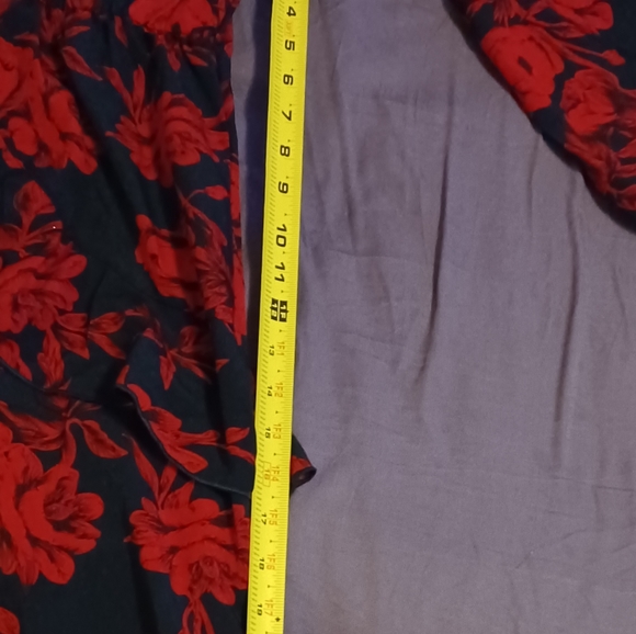 Women's long sleeved ruffle dress - Picture 5 of 8